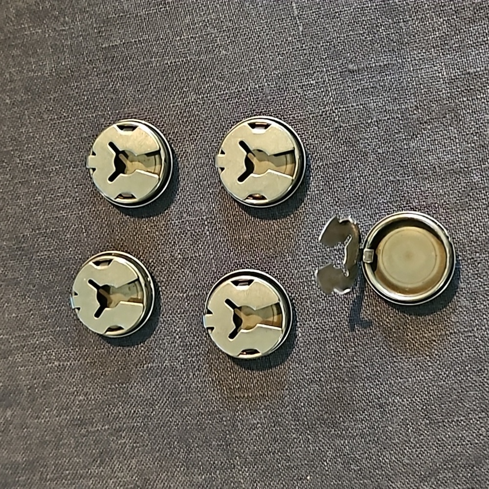 Silver button covers - Picture 3 of 3